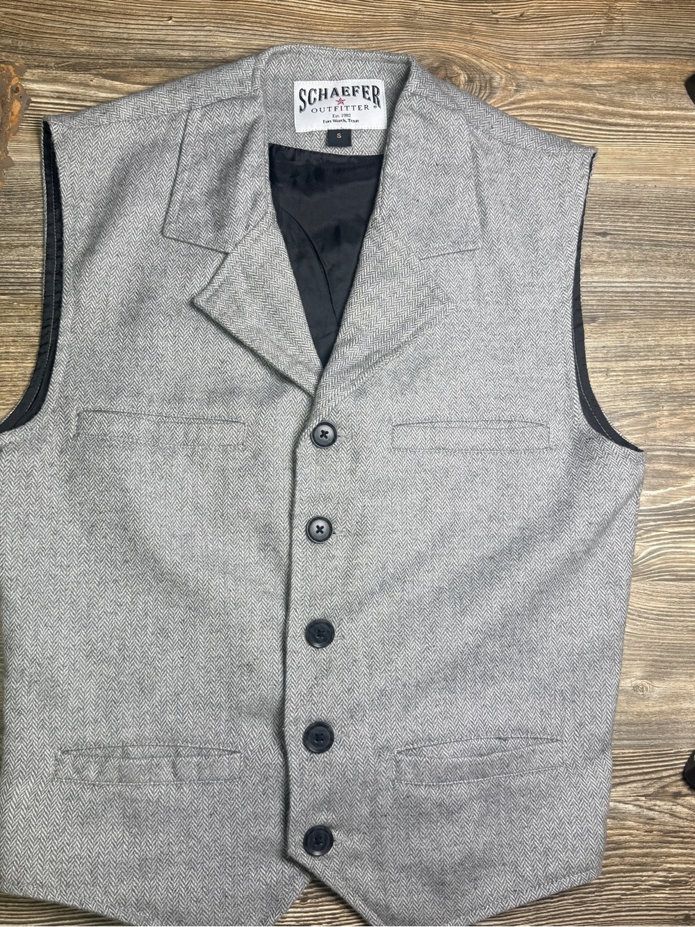Schaefer Outfitter Men's Gray Herringbone Vest